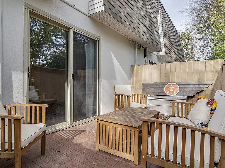 2097 Graybar Ln #A3 — Photo 19