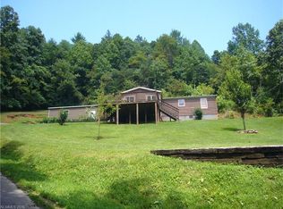 6239 Walnut Creek Rd, Marshall, NC 28753