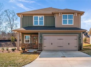 1656 Ashmead Ln, Clemmons, NC 27012