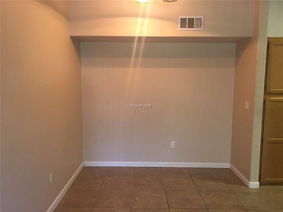5th image of 45 Maleena Mesa St APT 212