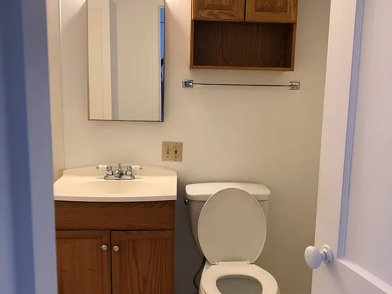 Curtiss Apartments — Photo 12