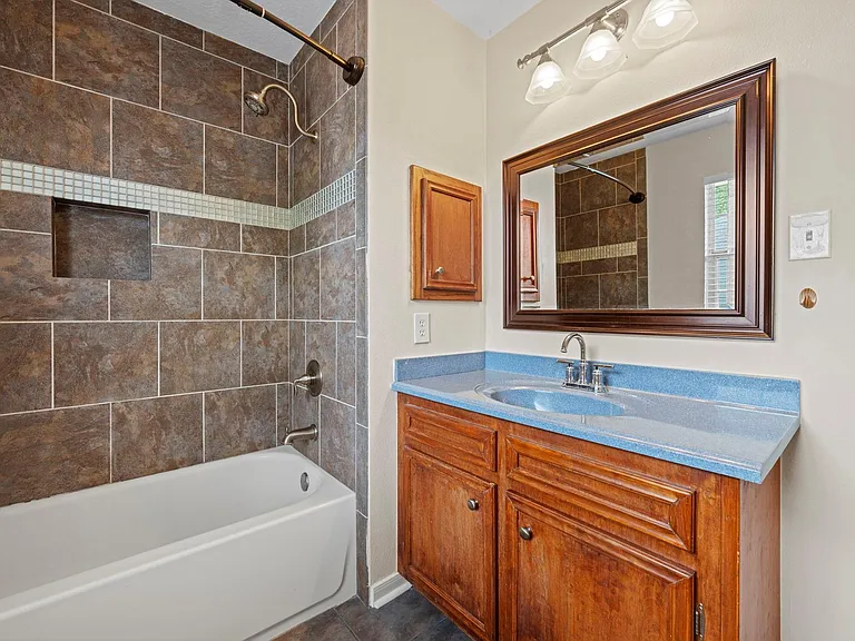 17107 Cradle Cove Ct — Photo 29