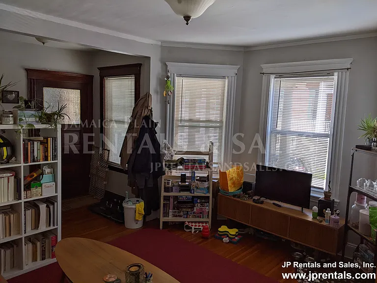 8 Parkton Rd #1 — Photo 5