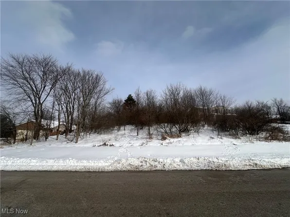 La Font Cir, Bolivar, OH 44612