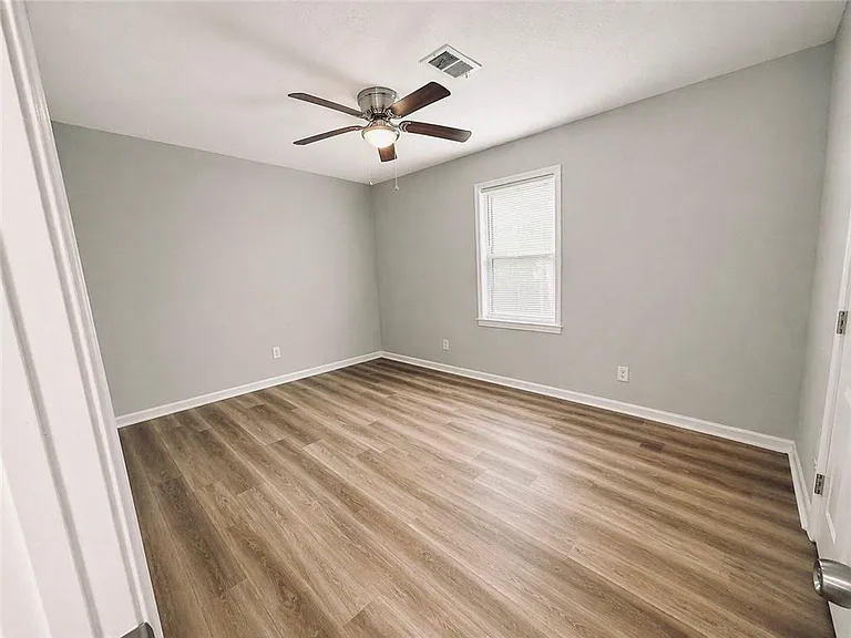 4311 E Paulding Dr — Photo 8
