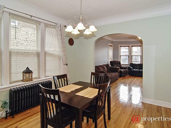 Living Room / Dining Room