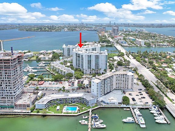 4th image of 7900 Harbor Island Dr APT 610