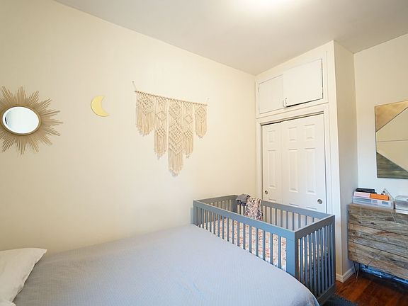 4th image of 809 8th Ave #1D