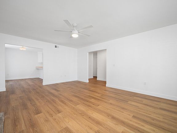 3rd image of 2620 W Aurora St APT 1