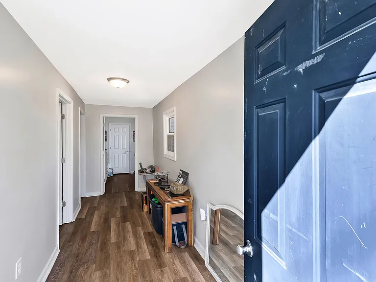 1214 School St — Photo 4