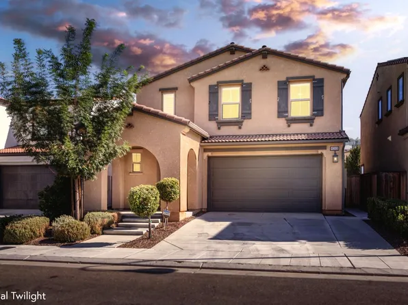 4313 Horizon Dr, Madera, CA 93636