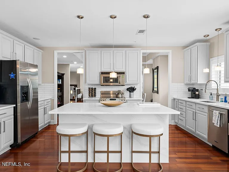 400 E Bay St #2206 — Photo 33