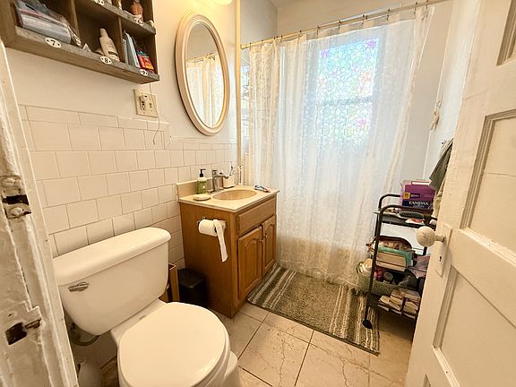 3rd image of 60 Empire St #1