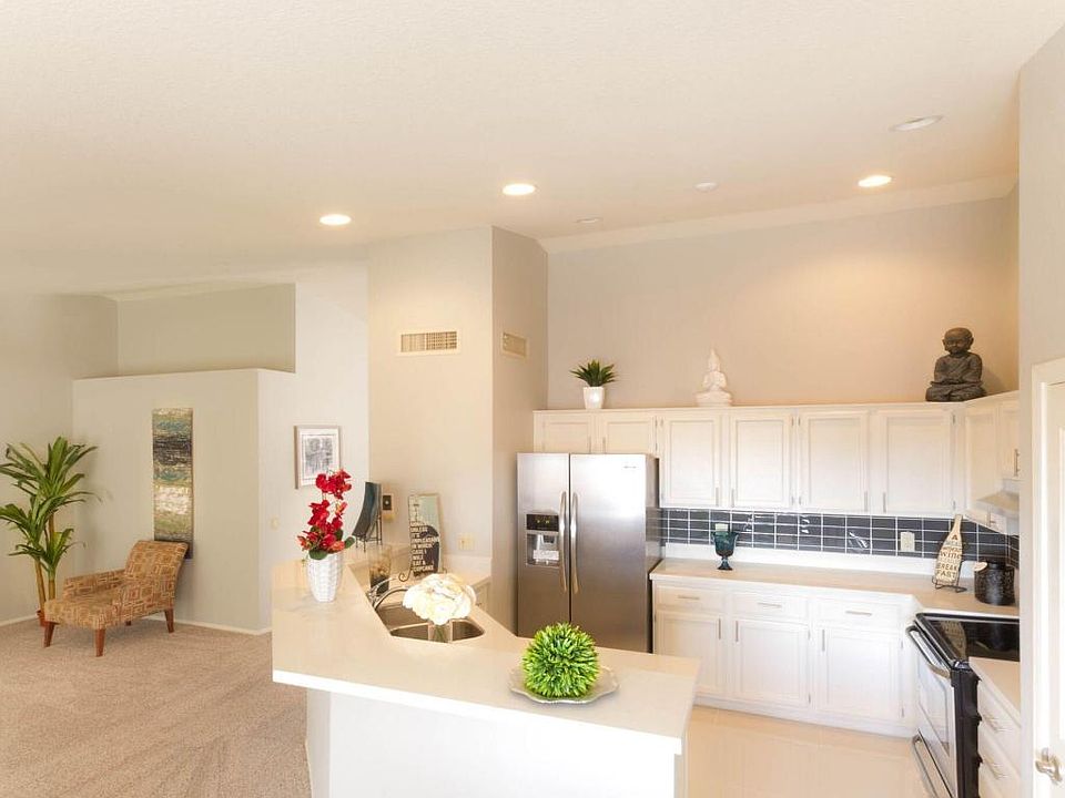 1st image of 10405 E Deerhorn Ct