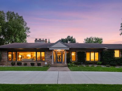4801 Woodhill Way, Edina, MN, 55424