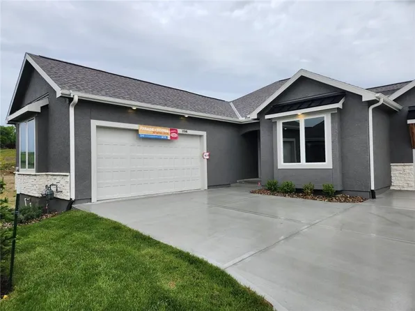 11546 S Olathe View Rd, Olathe, KS 66061