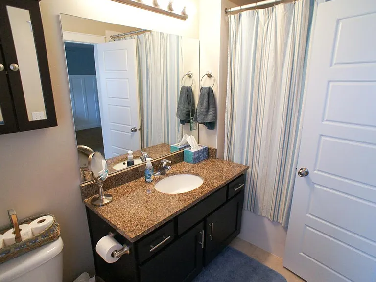 452 W Amber Glow Ln — Photo 9
