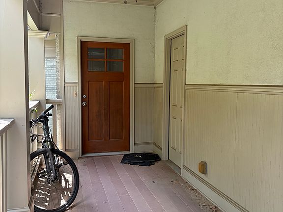 4th image of 1202 Virginia Ave NE #1202