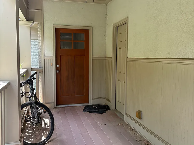 1202 Virginia Ave NE #1202 — Photo 4
