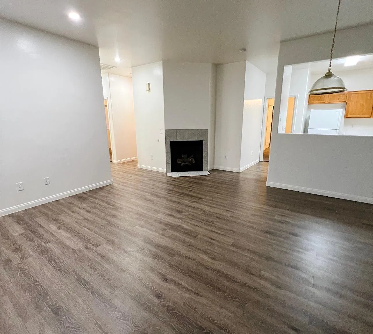 646 Blue Mountain Way — Photo 1