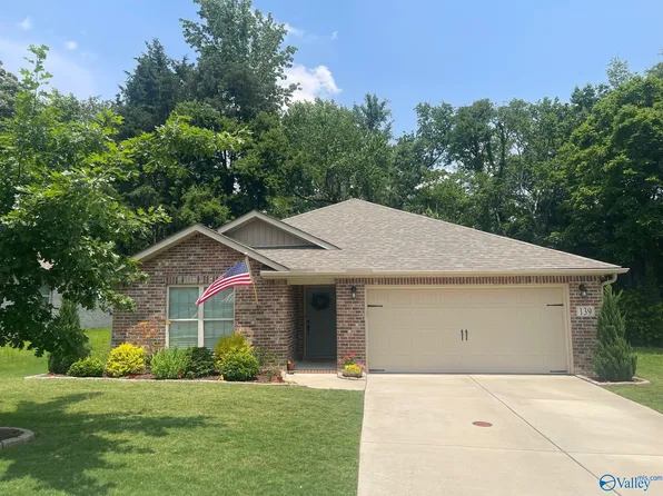 139 Westerbrook Dr, Toney, AL 35773