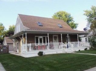 702 Douglas St, Morris, IL 60450
