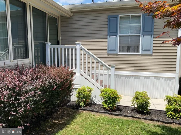 7504 Gleneagle Dr, Jessup, MD 20794