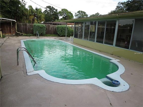 4th image of 5626 Crest Hill Dr