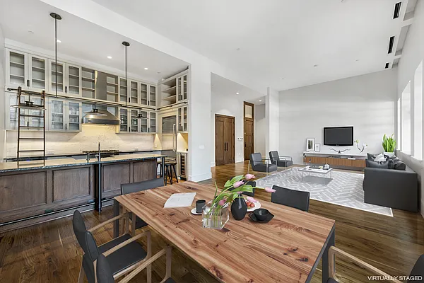 Sold by Compass | media 15