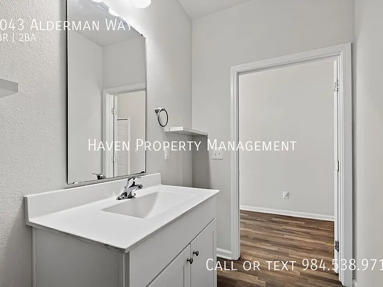 2043 Alderman Way — Photo 9
