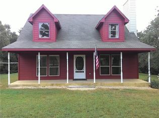 611 Wilson Rd, Red Rock, TX 78662