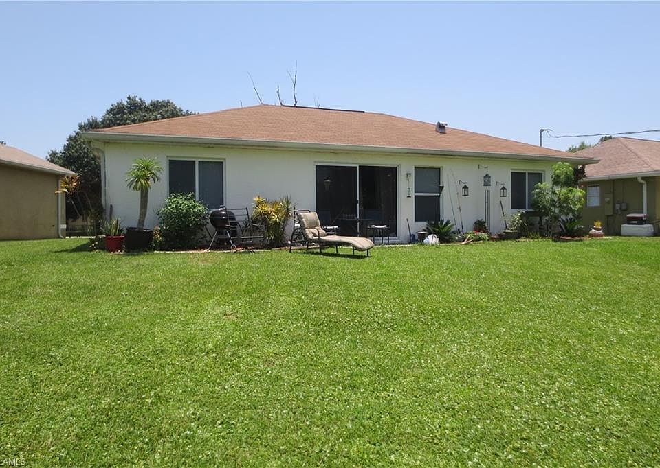 2nd image of 2711 Parkview Dr