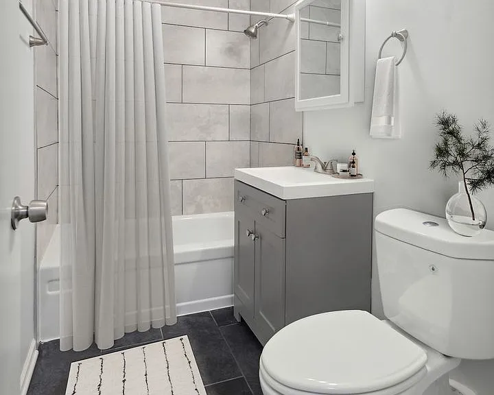 Wellington Creek Apartments — Photo 8