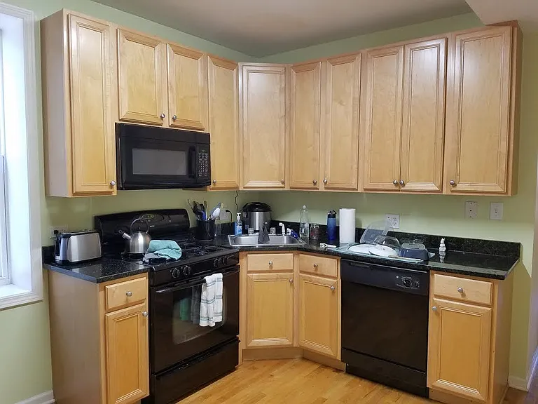 2045 W Fullerton Ave #2F — Photo 1