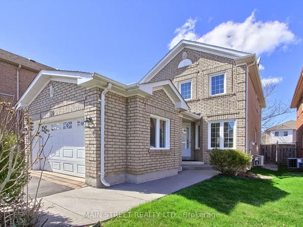 130 Rush Rd, Aurora, ON L4G 7G4