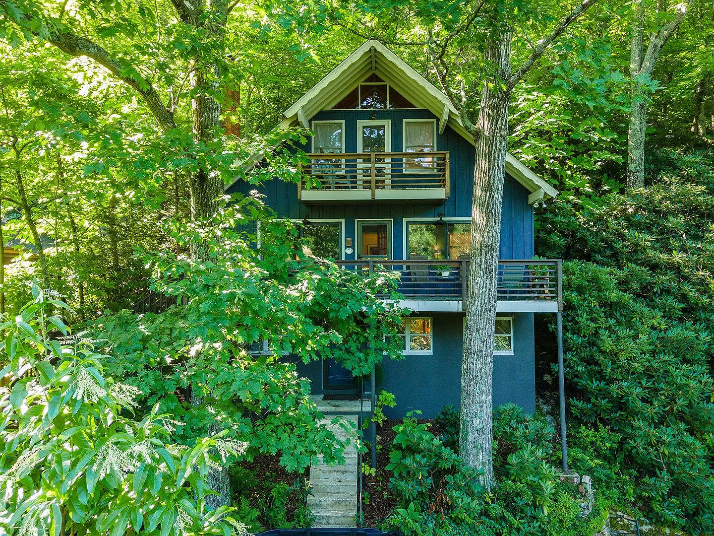 Montreat School Year Rental- Available 9/15/26-5/15/27 — Photo 2