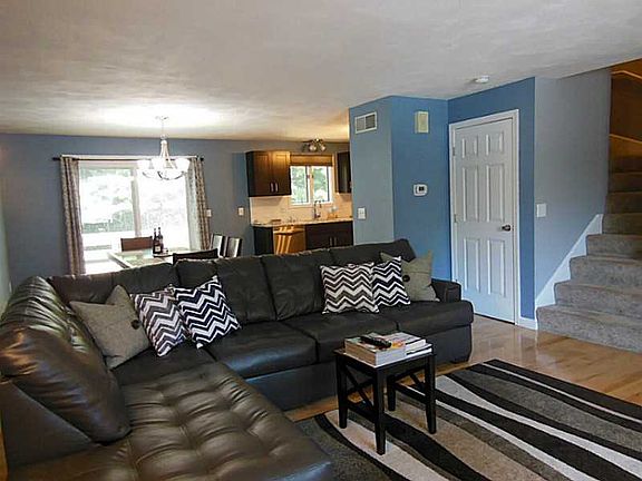 3rd image of 20 Tamarac Dr #20F