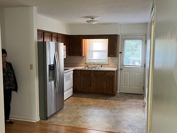 3rd image of 4640 County Road 175