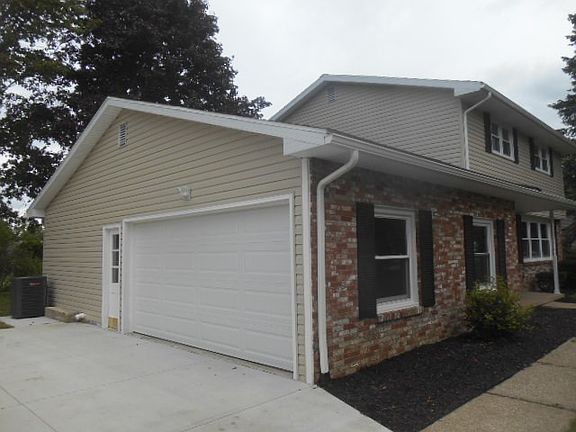5th image of 5926 Doris Dr