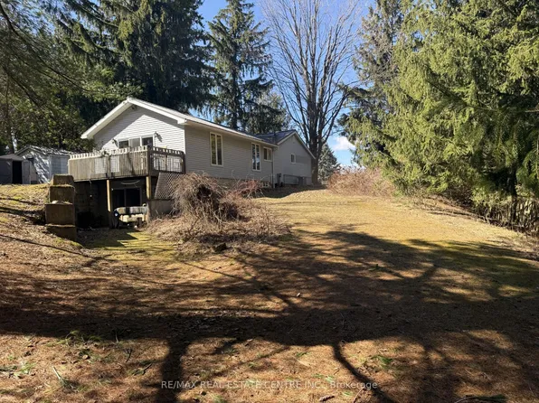 21 McCutcheon Rd, Mulmur, ON L9V 3E8