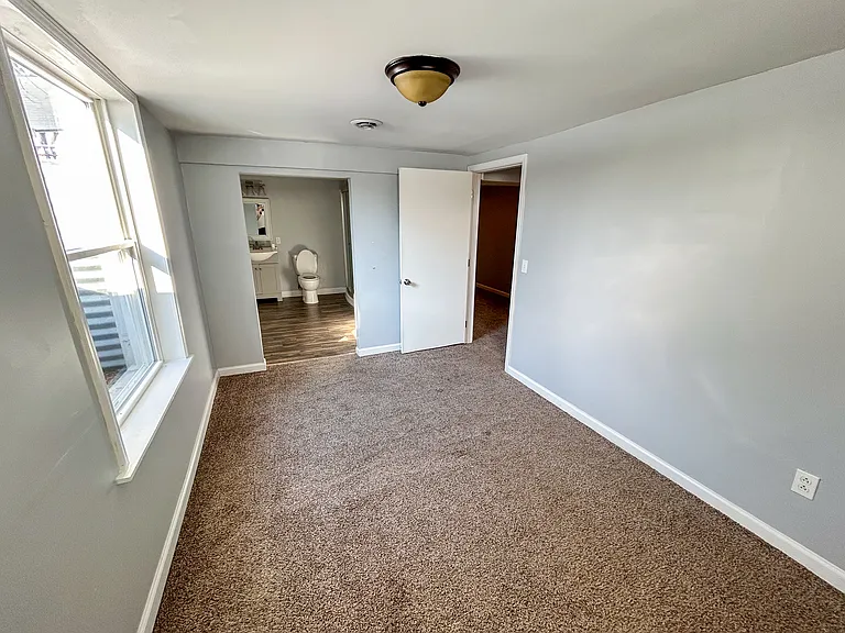 5846 N Keystone Ave — Photo 24