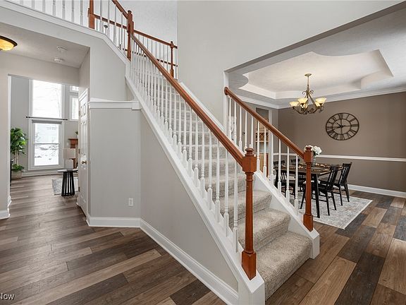 5th image of 7583 Estate Ave