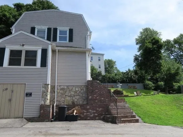 138 Norfolk St, Worcester, MA 01604