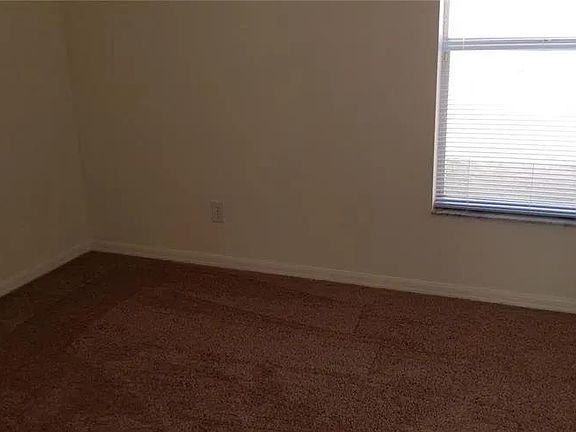 3rd image of 7407 Oxford Garden Cir