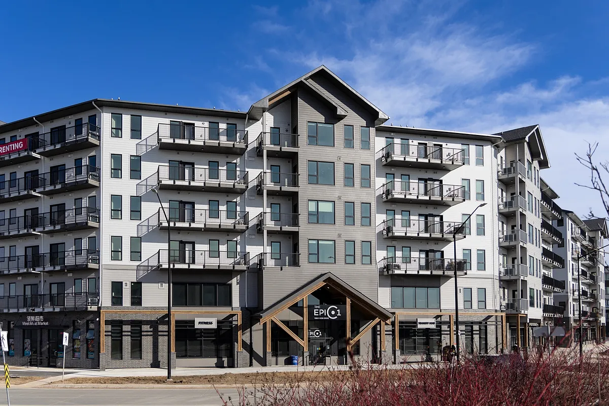Building Photo - 1500 Bison Dr