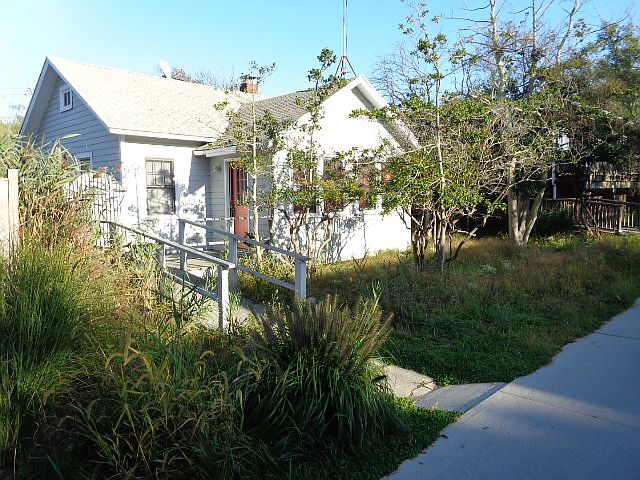 1st image of 742 Ocean Breeze Walk