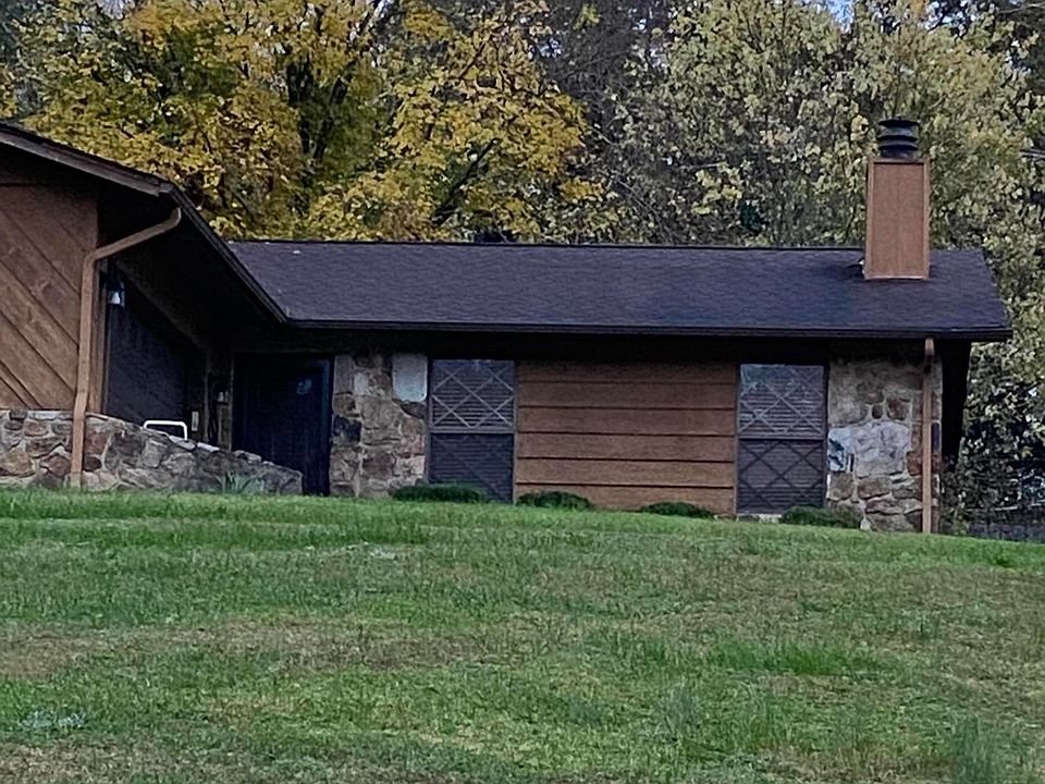 1st image of 836 Marcaro Ln