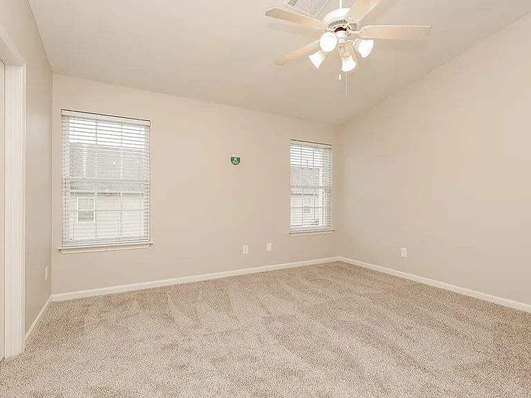 4031 George Buchanan Dr — Photo 14