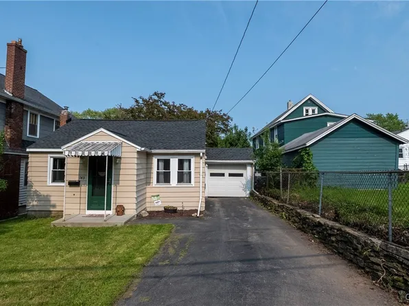 143 Ridgewood Dr, Syracuse, NY 13206