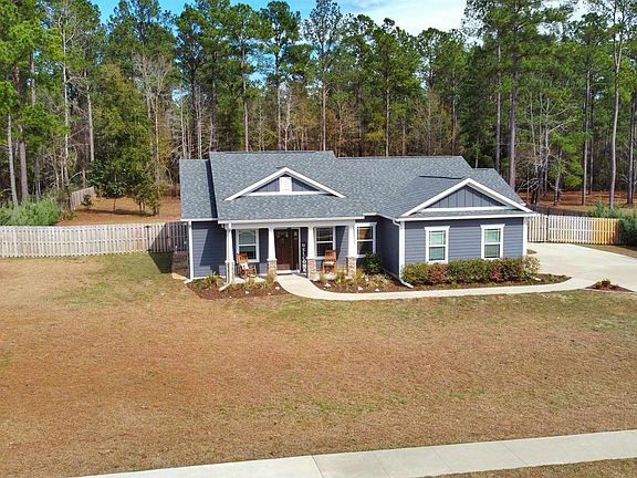 2nd image of 415 Parkside Cir